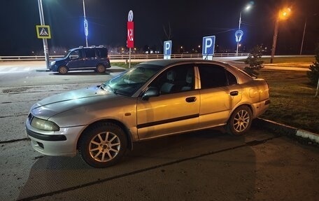Mitsubishi Carisma I, 2001 год, 240 000 рублей, 1 фотография