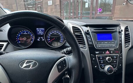Hyundai i30 II рестайлинг, 2012 год, 695 000 рублей, 7 фотография
