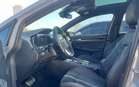 Volkswagen Golf VIII, 2021 год, 1 920 000 рублей, 5 фотография