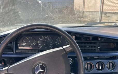 Mercedes-Benz 190 (W201), 1990 год, 215 000 рублей, 6 фотография