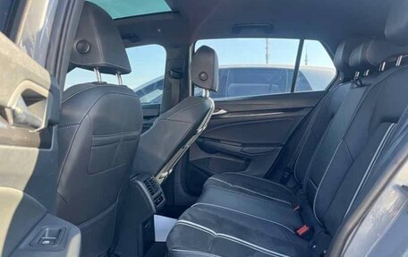 Volkswagen Golf VIII, 2021 год, 1 920 000 рублей, 7 фотография