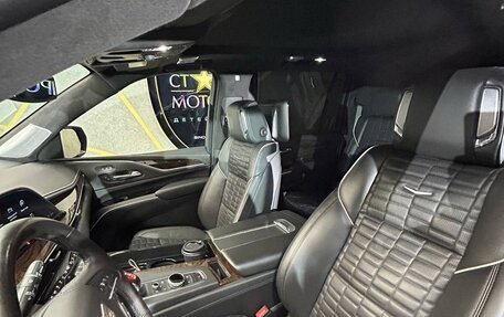 Cadillac Escalade V, 2023 год, 13 000 000 рублей, 7 фотография