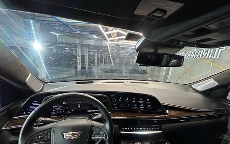 Cadillac Escalade V, 2023 год, 13 000 000 рублей, 8 фотография