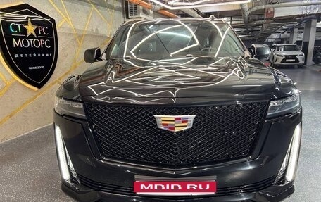 Cadillac Escalade V, 2023 год, 13 000 000 рублей, 2 фотография