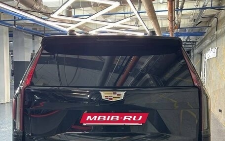Cadillac Escalade V, 2023 год, 13 000 000 рублей, 5 фотография