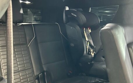 Cadillac Escalade V, 2023 год, 13 000 000 рублей, 12 фотография