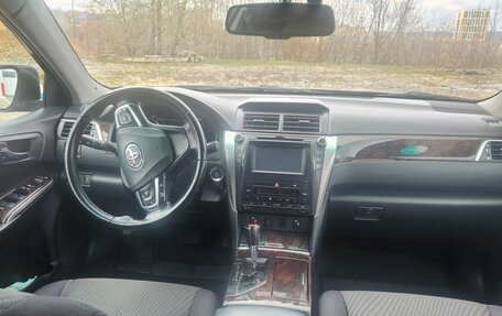 Toyota Camry, 2015 год, 1 700 000 рублей, 10 фотография