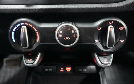 KIA Rio IV, 2017 год, 1 203 000 рублей, 12 фотография