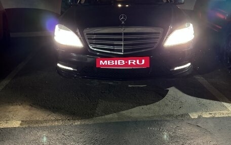 Mercedes-Benz S-Класс, 2011 год, 2 000 000 рублей, 12 фотография