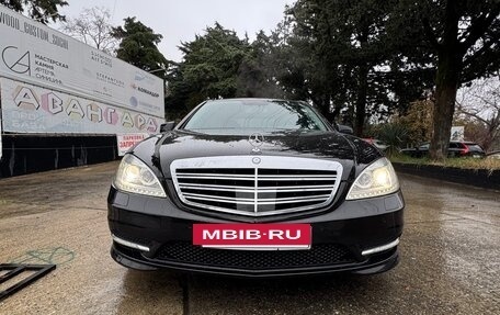 Mercedes-Benz S-Класс, 2011 год, 2 000 000 рублей, 16 фотография