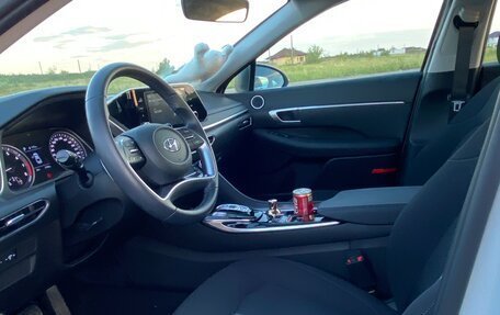 Hyundai Sonata VIII, 2021 год, 2 800 000 рублей, 6 фотография