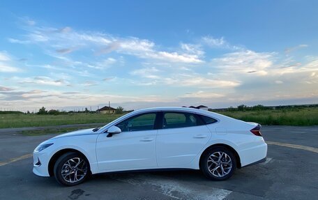 Hyundai Sonata VIII, 2021 год, 2 800 000 рублей, 11 фотография