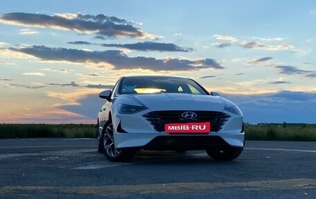 Hyundai Sonata VIII, 2021 год, 2 800 000 рублей, 13 фотография