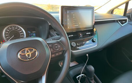 Toyota Corolla, 2022 год, 2 690 000 рублей, 9 фотография