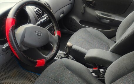 Hyundai Accent II, 2008 год, 250 000 рублей, 3 фотография