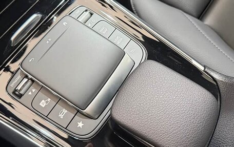 Mercedes-Benz GLA, 2022 год, 2 350 000 рублей, 13 фотография