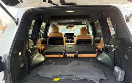 Lexus LX, 2022 год, 14 380 208 рублей, 16 фотография