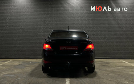 Hyundai Solaris II рестайлинг, 2015 год, 1 000 000 рублей, 6 фотография