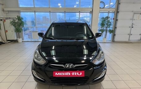 Hyundai Solaris II рестайлинг, 2011 год, 780 000 рублей, 3 фотография