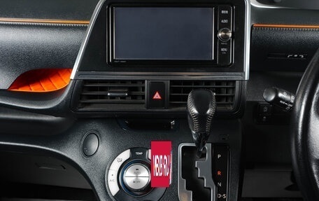 Toyota Sienta II, 2016 год, 1 469 000 рублей, 17 фотография