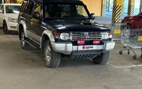 Mitsubishi Pajero III рестайлинг, 1995 год, 950 000 рублей, 1 фотография