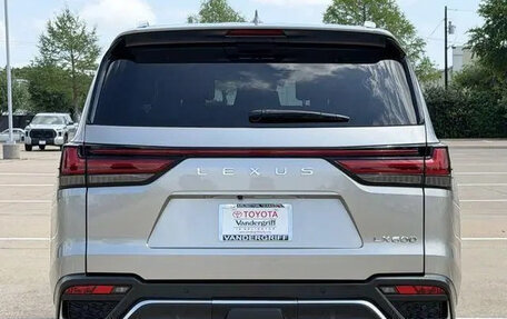 Lexus LX, 2022 год, 14 379 875 рублей, 4 фотография