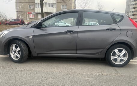 Hyundai Solaris II рестайлинг, 2014 год, 850 000 рублей, 6 фотография