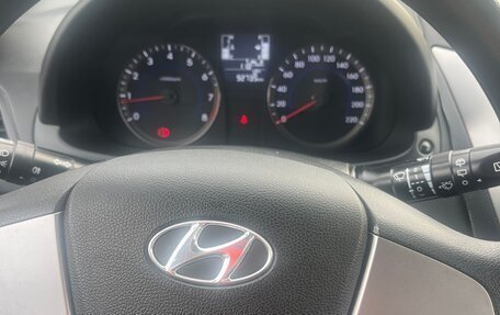 Hyundai Solaris II рестайлинг, 2014 год, 850 000 рублей, 10 фотография