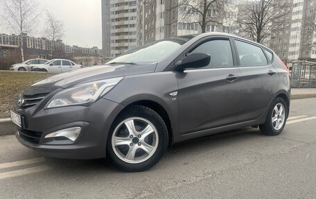Hyundai Solaris II рестайлинг, 2014 год, 850 000 рублей, 5 фотография