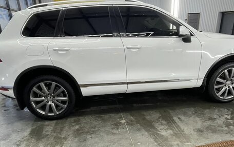 Volkswagen Touareg III, 2015 год, 2 500 000 рублей, 6 фотография