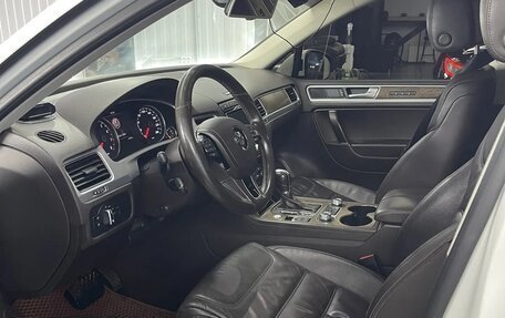 Volkswagen Touareg III, 2015 год, 2 500 000 рублей, 9 фотография