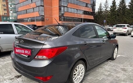 Hyundai Solaris II рестайлинг, 2016 год, 1 000 000 рублей, 2 фотография
