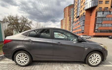 Hyundai Solaris II рестайлинг, 2016 год, 1 000 000 рублей, 9 фотография