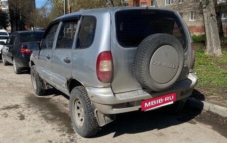 Chevrolet Niva I рестайлинг, 2003 год, 240 000 рублей, 4 фотография