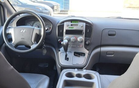 Hyundai Grand Starex Grand Starex I рестайлинг 2, 2010 год, 1 265 000 рублей, 5 фотография