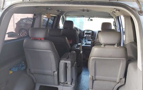 Hyundai Grand Starex Grand Starex I рестайлинг 2, 2010 год, 1 265 000 рублей, 8 фотография