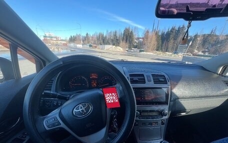 Toyota Avensis III рестайлинг, 2010 год, 1 300 000 рублей, 5 фотография