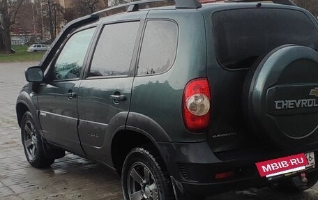 Chevrolet Niva I рестайлинг, 2017 год, 845 000 рублей, 5 фотография