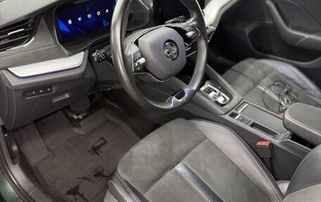 Skoda Octavia IV, 2022 год, 2 400 000 рублей, 13 фотография