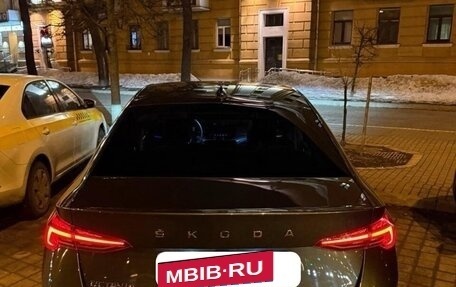 Skoda Octavia IV, 2022 год, 2 400 000 рублей, 2 фотография