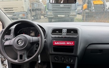 Volkswagen Polo VI (EU Market), 2014 год, 500 000 рублей, 11 фотография