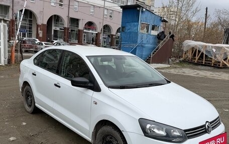 Volkswagen Polo VI (EU Market), 2014 год, 500 000 рублей, 2 фотография