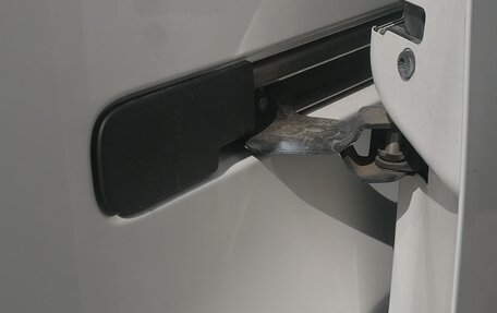 Volkswagen Caddy III рестайлинг, 2010 год, 1 600 000 рублей, 31 фотография