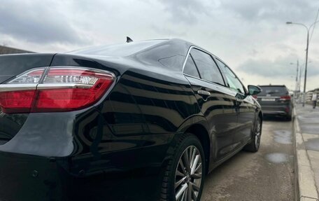 Toyota Camry, 2017 год, 2 450 000 рублей, 8 фотография