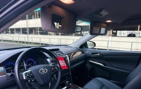 Toyota Camry, 2017 год, 2 450 000 рублей, 13 фотография