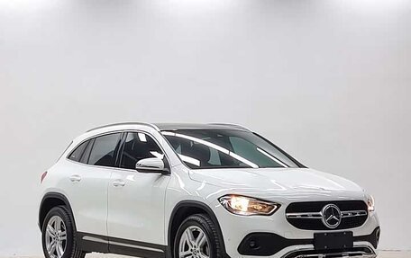 Mercedes-Benz GLA, 2022 год, 2 370 000 рублей, 3 фотография