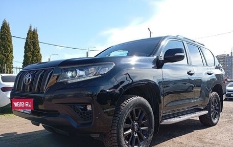 Toyota Land Cruiser Prado 150 рестайлинг 2, 2021 год, 5 600 000 рублей, 1 фотография