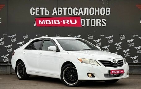 Toyota Camry, 2011 год, 1 200 000 рублей, 1 фотография