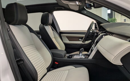 Land Rover Discovery Sport I рестайлинг, 2021 год, 3 745 000 рублей, 24 фотография