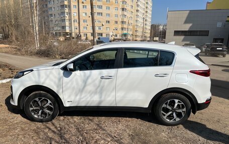 KIA Sportage IV рестайлинг, 2018 год, 2 450 000 рублей, 6 фотография